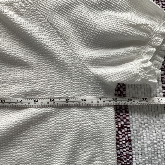 NWOT Uniqlo ivory top size S - Picture 4 of 6